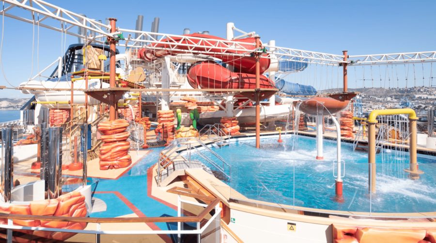 Бассейны и аквапарк на открытой палубе MSC Seaview